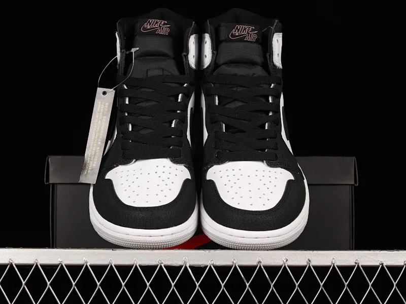 All categories Air Jordan Jordan series basketball shoes Air Jordan 1 High foreign trade version Air Jordan 1 High OG "Stage Haze" AJ1 Joe 1 black and gray toe 555088-108